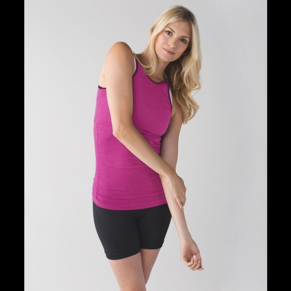 Lululemon in flow tank - Picture 2 of 5